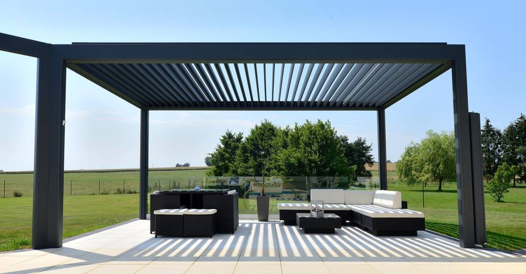aluminium pergola installation