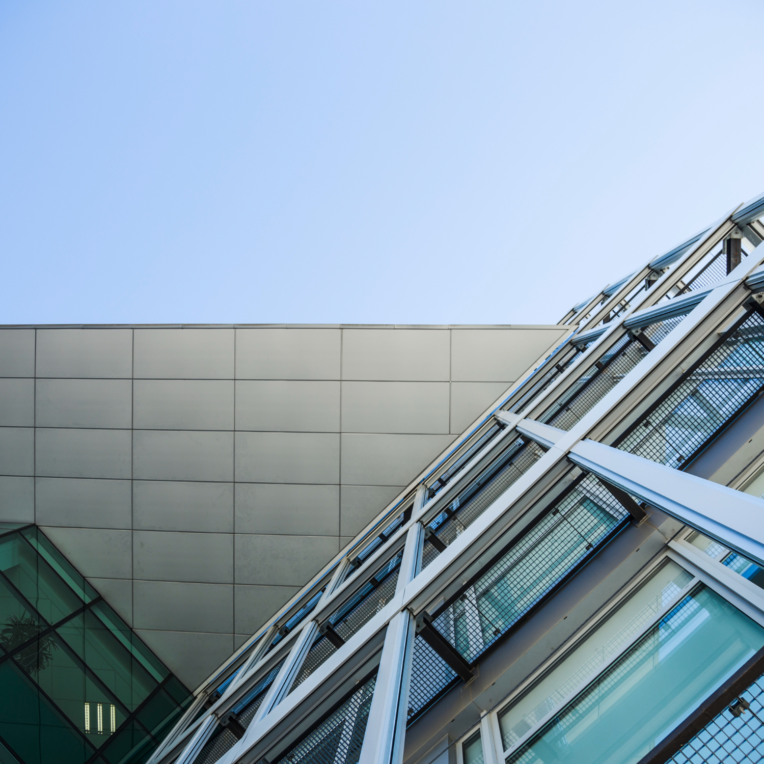 aluminum curtain wall
